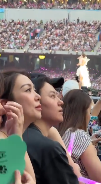 薛凱琪罕見被出賣素顏樣！43歲真實外貌狀態極佳 