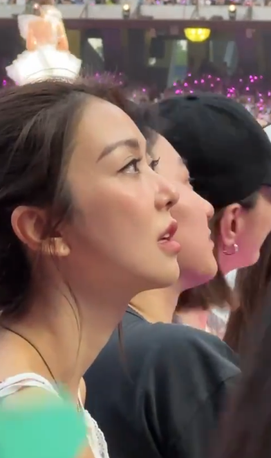 薛凱琪罕見被出賣素顏樣！43歲真實外貌狀態極佳 