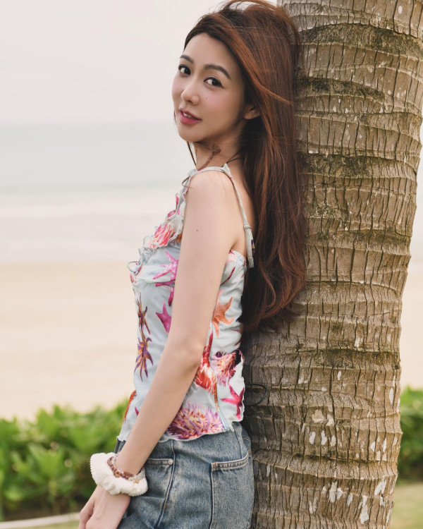 薛凱琪罕見被出賣素顏樣！43歲真實外貌狀態極佳 