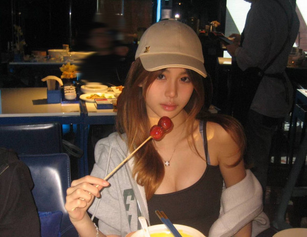 香港「最美星二代」6. 鍾麗緹女兒-張凱琳Cayla / 圖片來源: IG@cayla_h26 香港「最美星二代」6. 鍾麗緹女兒-張凱琳Cayla / 圖片來源: IG@cayla_h26