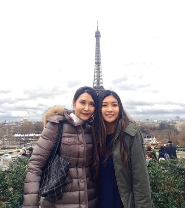 香港「最美星二代」8. 葉玉卿女兒-Victoria / 圖片來源: IG@victoriaawu 香港「最美星二代」8. 葉玉卿女兒-Victoria / 圖片來源: IG@victoriaawu