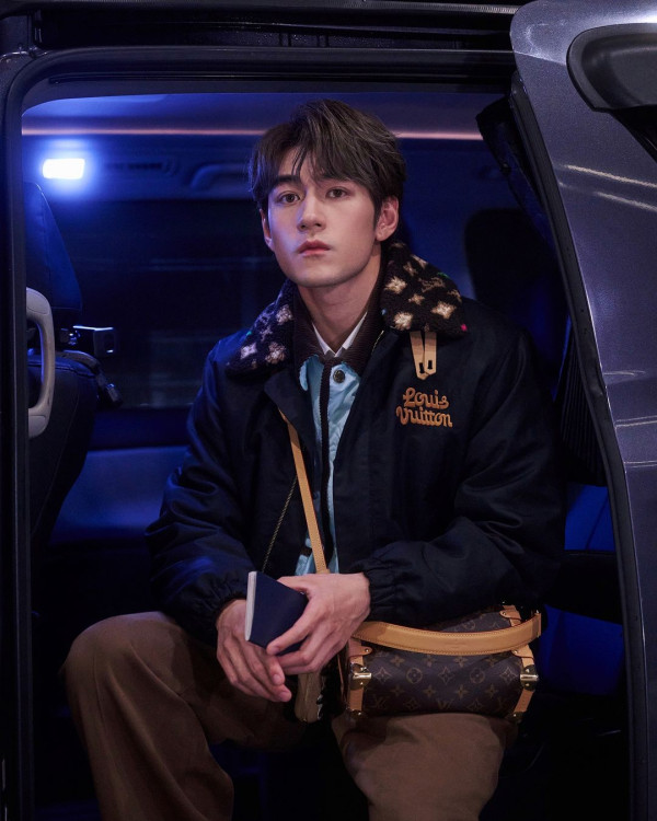 巴黎時裝周｜魏浚笙Jeffrey化身粉絲與各地男神集郵 被韓國巨星孔劉搭膊合照勁緊張 