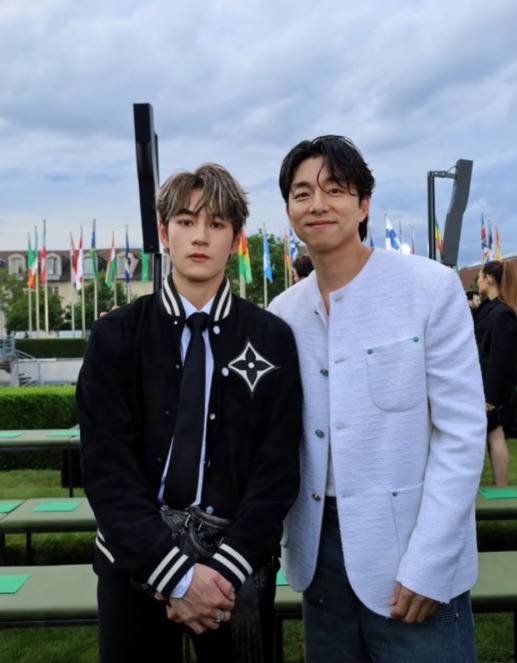 巴黎時裝周｜魏浚笙Jeffrey化身粉絲與各地男神集郵 被韓國巨星孔劉搭膊合照勁緊張 