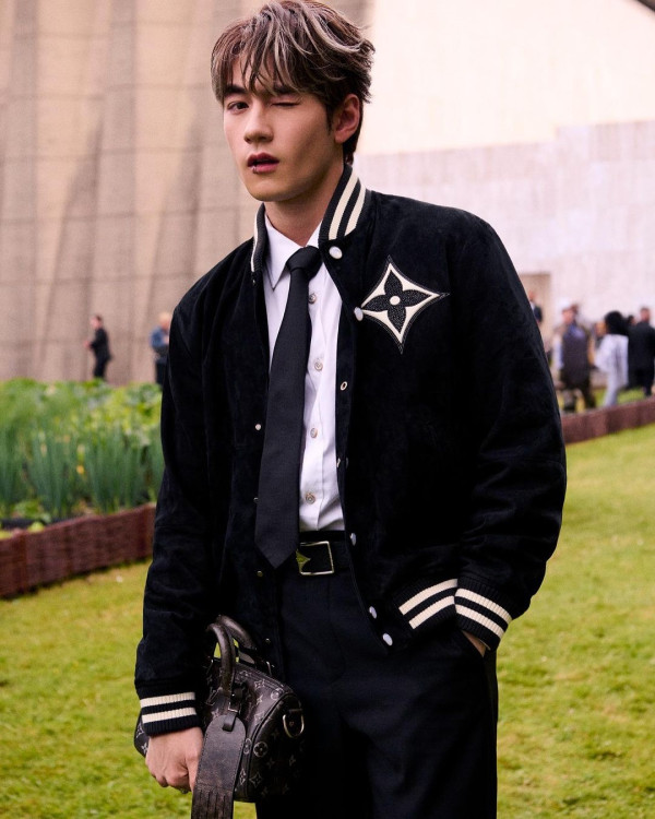 巴黎時裝周｜魏浚笙Jeffrey化身粉絲與各地男神集郵 被韓國巨星孔劉搭膊合照勁緊張 