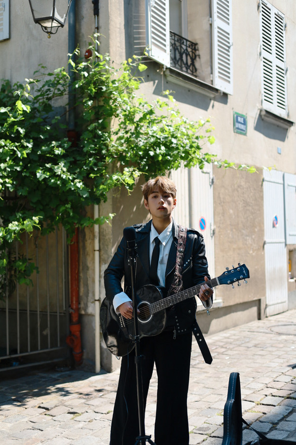 巴黎時裝周｜魏浚笙Jeffrey化身粉絲與各地男神集郵 被韓國巨星孔劉搭膊合照勁緊張 