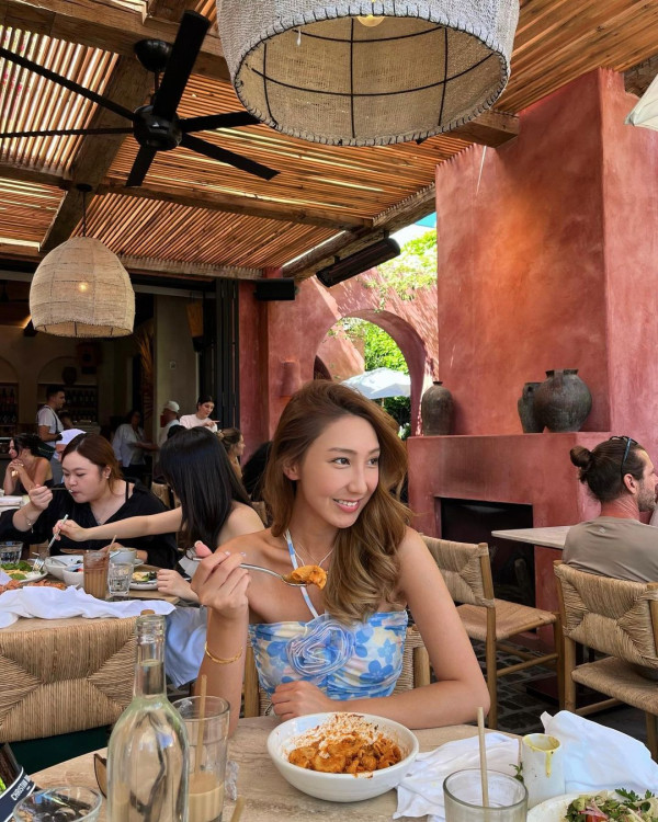 TVB女主持峇里水著巡禮狂曬好身材 「選美常客」2年前再參選港姐 王賢誌係提名人 