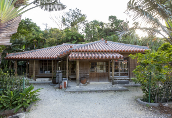 沖繩自由行熱門景點5天4夜行程指南！不開車攻略+美食住宿推介 