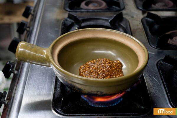 逾半世紀歷史！ 極濃港產沙嗲醬你試過未？ 廠商石屋起家變茶記背後功臣