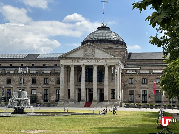 【德國旅遊】法蘭克福30分鐘即達！Wiesbaden威斯巴登 | 德國最老維也納風Cafe、市區葡萄園、世界最大咕咕鐘 