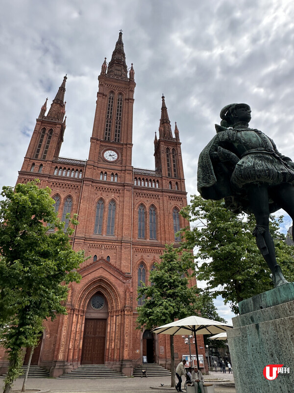【德國旅遊】法蘭克福30分鐘即達！Wiesbaden威斯巴登 | 德國最老維也納風Cafe、市區葡萄園、世界最大咕咕鐘 