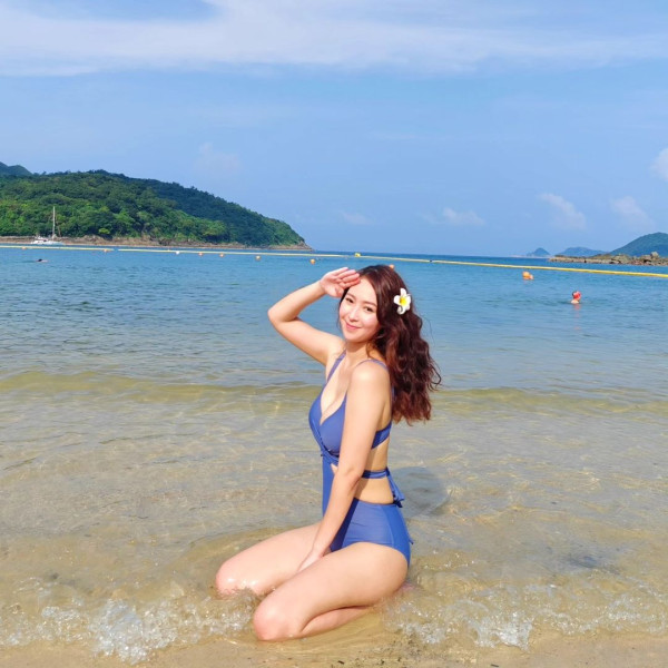 TVB女藝人獨遊佛山狂曬事業線 平時禾稈冚珍珠 原來係「有料」之人 