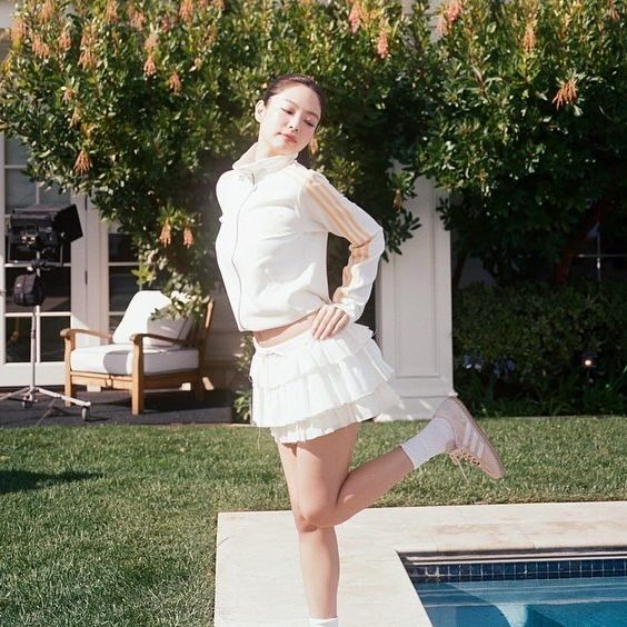 圖片來源:IG@jennierubyjane, IG@clot, IG@edisonchen