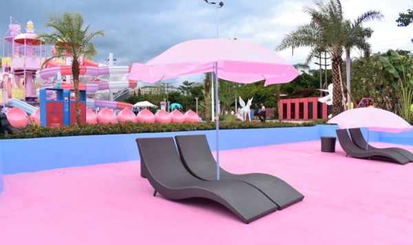 深圳夢幻粉紅水上樂園「星高度夢想水世界」 3萬平方米!打卡彩虹滑梯/人造衝浪/漂流玻璃橋