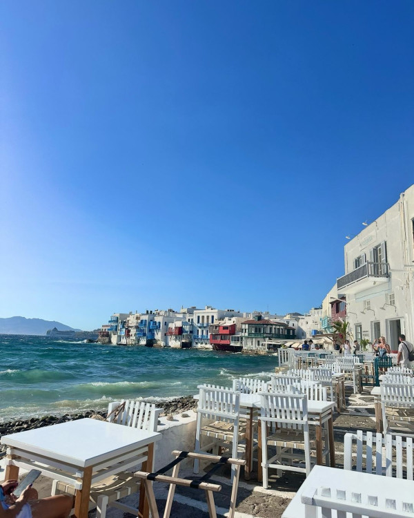 「溜冰女神」馬曉晴快閃旅行遊歐亞非 火辣比堅尼大曬Fit爆身材