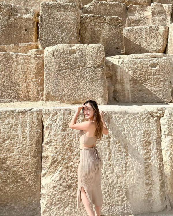 「溜冰女神」馬曉晴快閃旅行遊歐亞非 火辣比堅尼大曬Fit爆身材