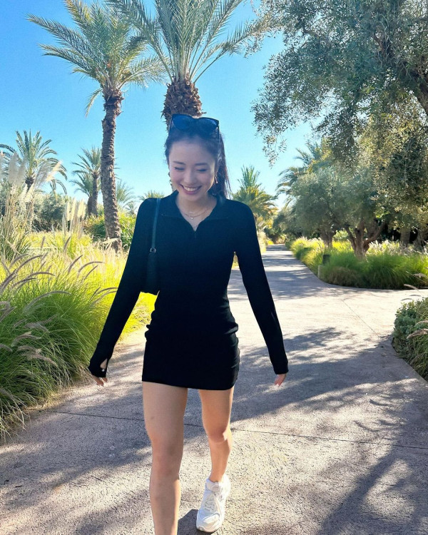 「溜冰女神」馬曉晴快閃旅行遊歐亞非 火辣比堅尼大曬Fit爆身材