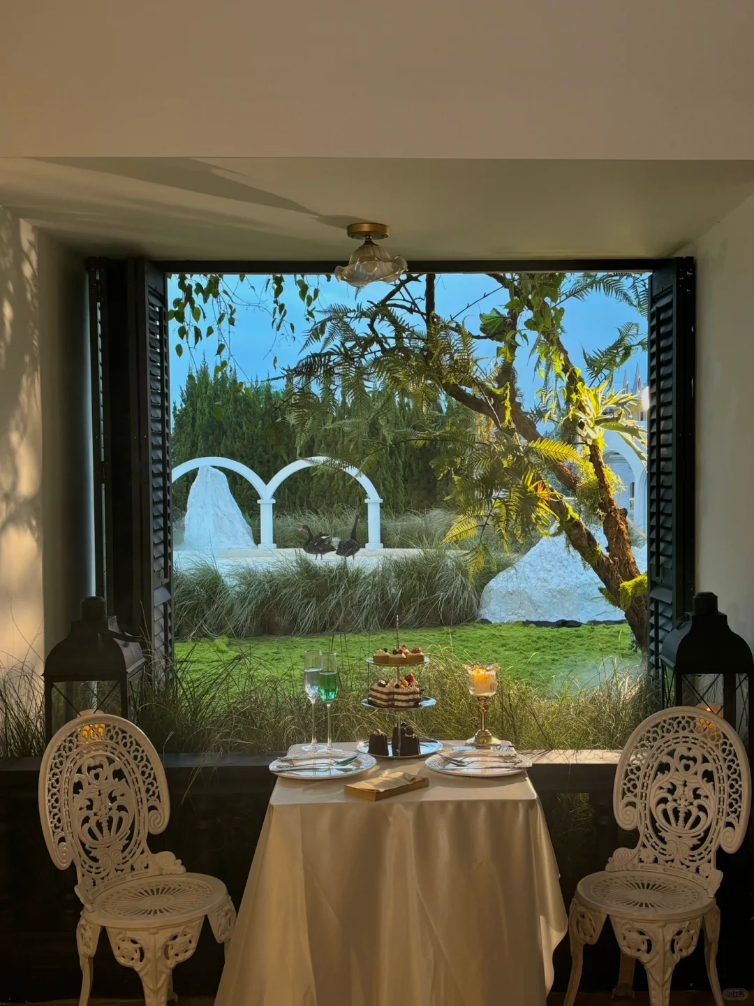 深圳Blue Concept關於藍Cafe！法式黑天鵝下午茶！ 