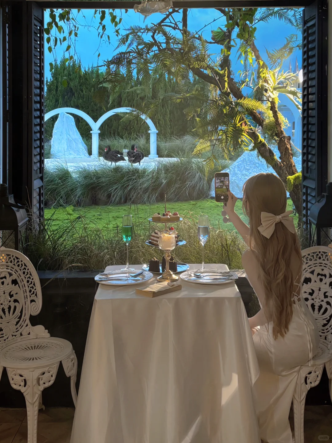 深圳Blue Concept關於藍Cafe！法式黑天鵝下午茶！ 