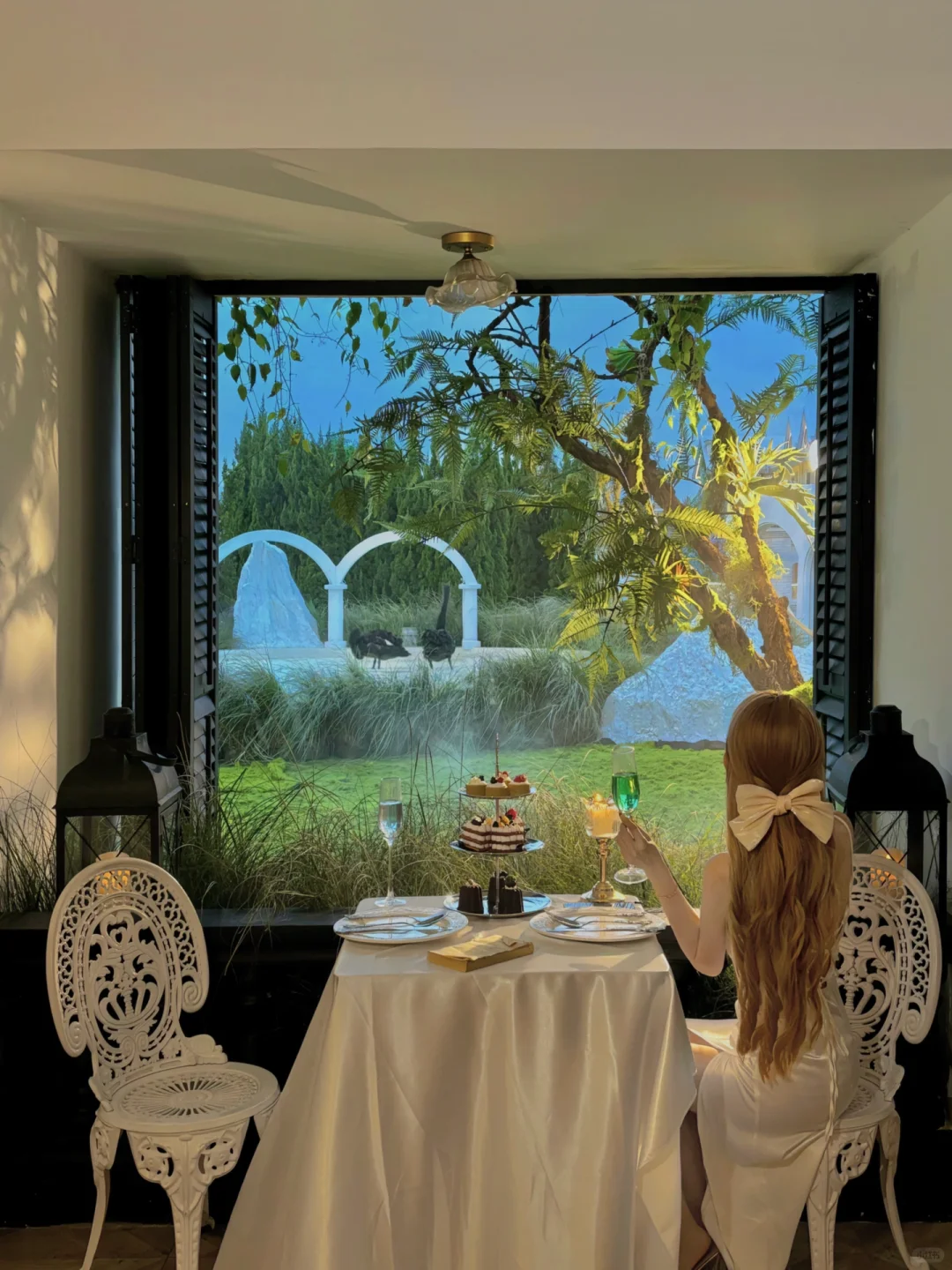 深圳Blue Concept關於藍Cafe！法式黑天鵝下午茶！ 