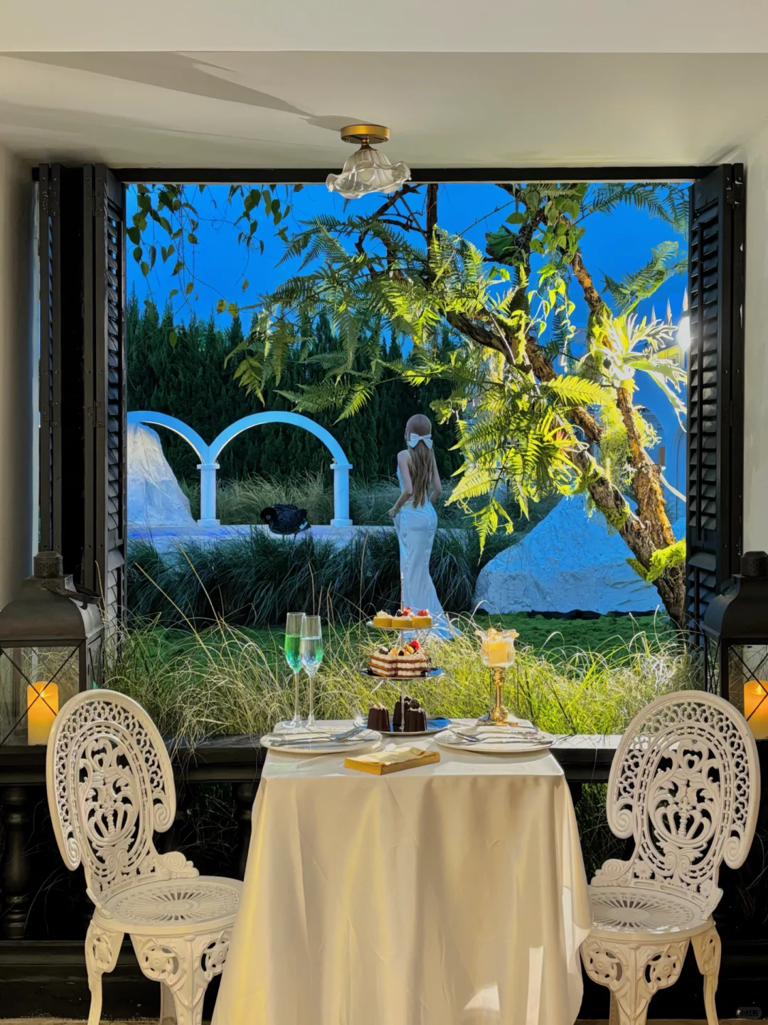 深圳Blue Concept關於藍Cafe！法式黑天鵝下午茶！ 