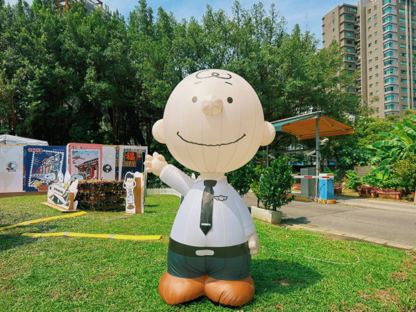 SNOOPY星宇快閃店登陸台灣！ 2米高充氣公仔打卡+必買聯乘周邊 