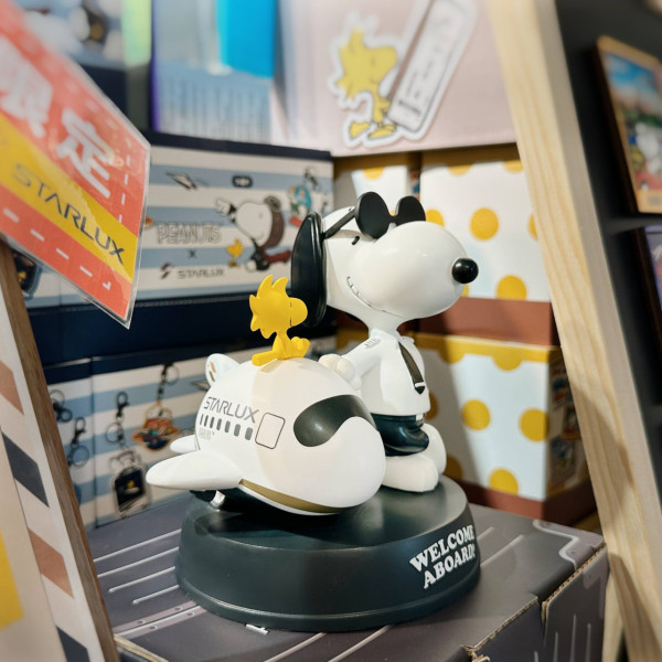 SNOOPY星宇快閃店登陸台灣！ 2米高充氣公仔打卡+必買聯乘周邊 