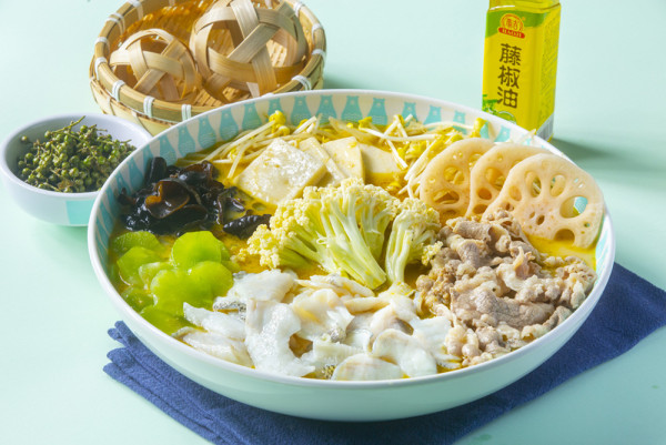 〔美極®鮮辣汁〕鮮辣倍增 | 〔豪吉®藤椒油〕鮮麻清香Up！(附3大人氣食府聯乘菜式)