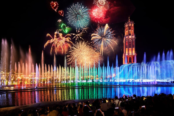 日本九州豪斯登堡夏季活動2024!划艇仔睇夜燈騷/煙火大會