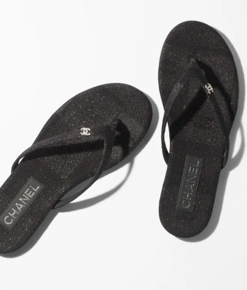 名牌涼鞋推介3 : CHANEL 涼鞋