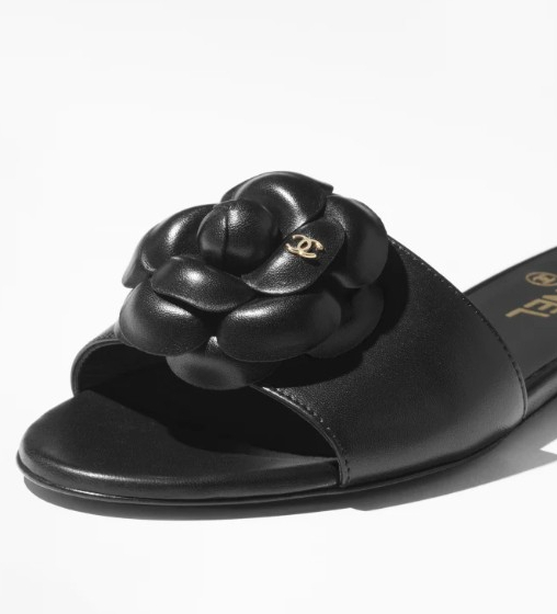 名牌涼鞋推介4 :CHANEL 露踭鞋