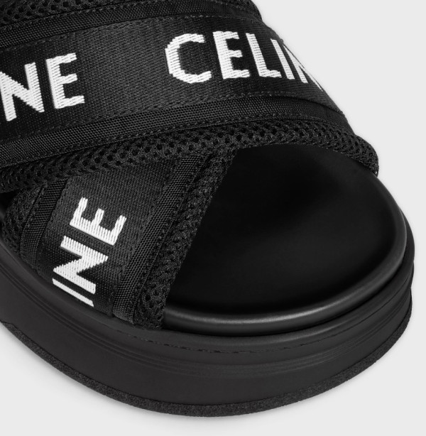 名牌涼鞋推介9 : CELINE BLOCK拖鞋