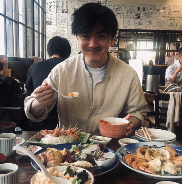 洪卓立自爆長期依賴安眠藥致神志不清 親證聲帶永久性勞損︰不知道能回復多少