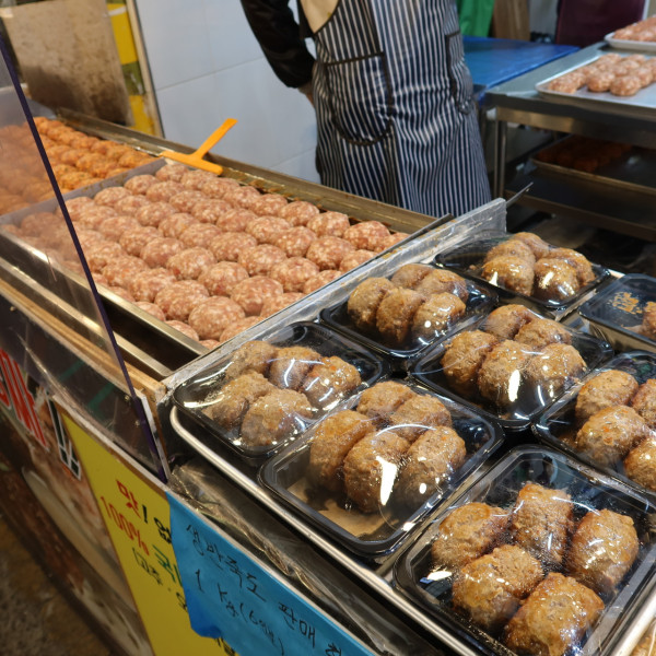 望遠年糕排骨（圖片來源︰망원시장）