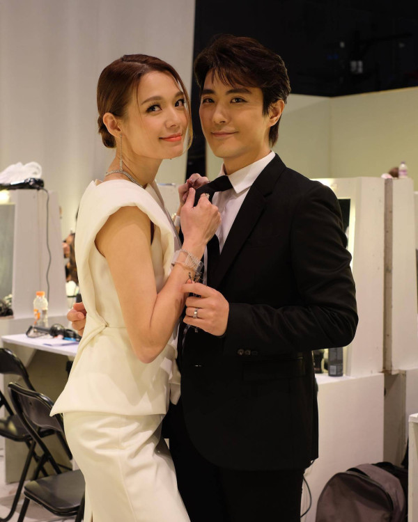 愛回家「最受歡迎男演員」突晒抱BB照報喜？ IG撰文「奇妙的生命旅程」嚇窒網民