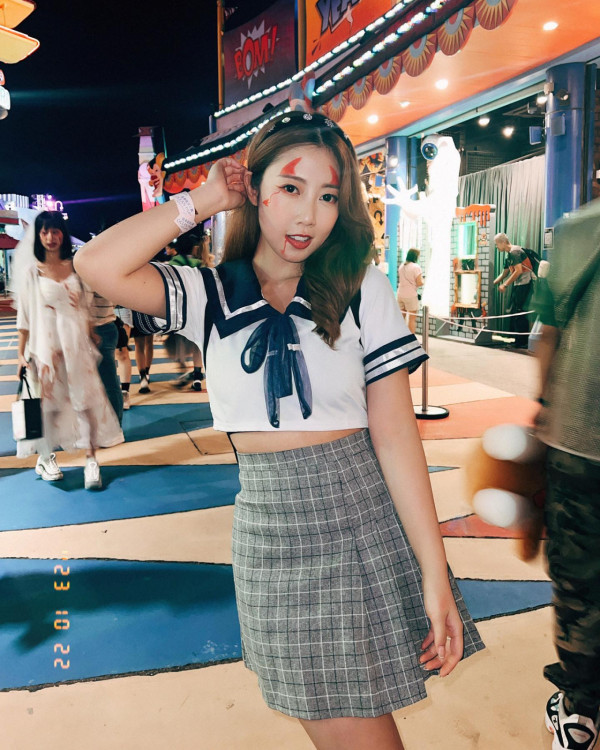 前J2咪神大曬噴血出浴照惹人遐想！邪惡角度浴缸自拍力谷新旅遊節目 