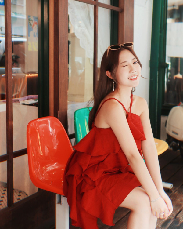 前J2咪神大曬噴血出浴照惹人遐想！邪惡角度浴缸自拍力谷新旅遊節目 