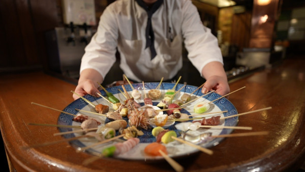 感動味蕾美食餐廳100強關西篇｜周奕瑋全新日本旅遊節目每集景點 推介必食黑毛和牛燒肉/隱世壽司店、串燒店 