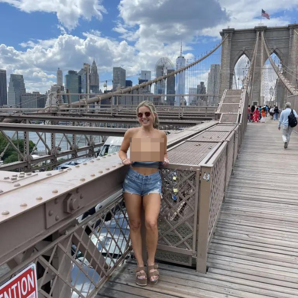 女子悉尼遭翻版雷神強抱 晒事發照片坦言：太突然 網民反應兩極 