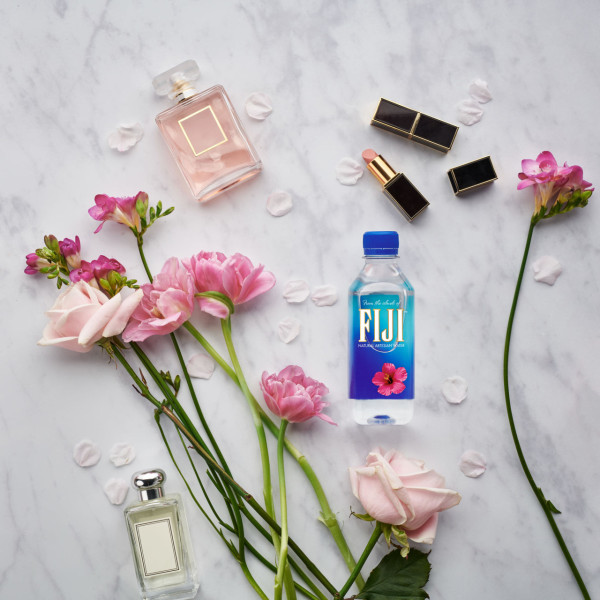 飛機廁所暗藏神秘開關!更乾淨衛生 連空姐都唔知?