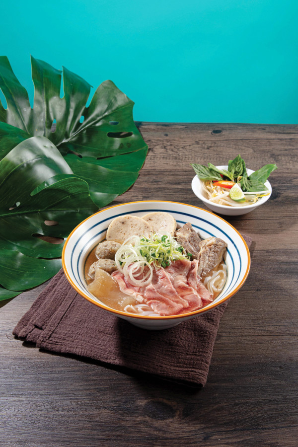 錦麗現熬越南牛肉湯23小時 一種味道半世紀的堅持