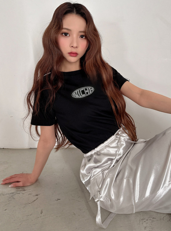 GRL水鑽標誌配色上衣[sf1049]1,299日圓（含稅）