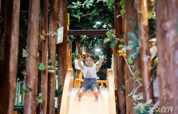 深圳海上世界美食一日遊 打卡海景Cafe/音樂噴泉燈光秀/KTV/藝術館