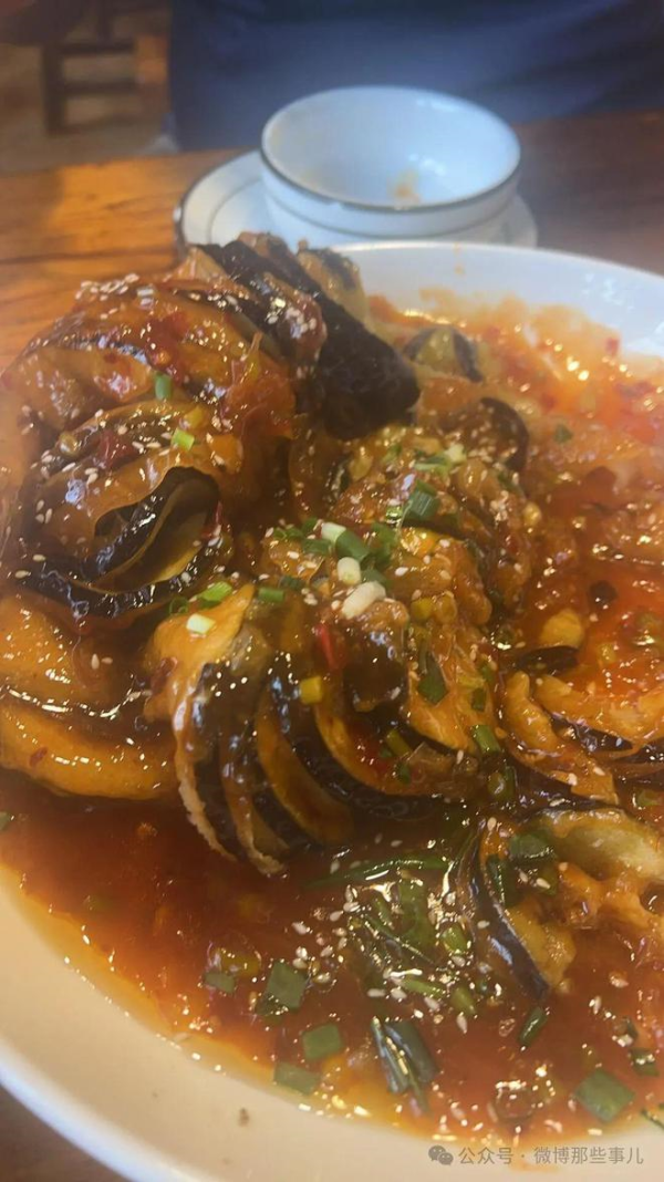 男友傳食物相竟成出軌鐵證!女友超強觀察狠斷10年情