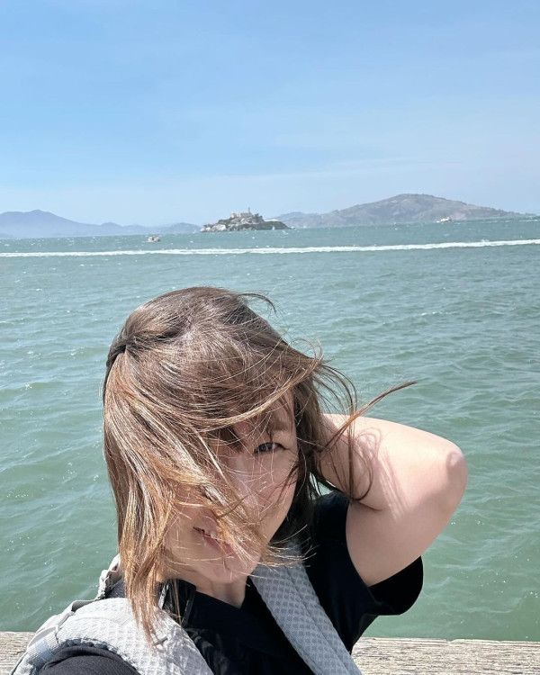 孫慧雪美國旅行再解鎖湊仔新技能 每日孭住細仔四圍走 網友戥佢辛苦