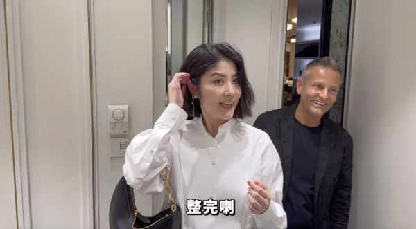 Kelly剪短髮過程/圖片來源：IG@kellychenwailam