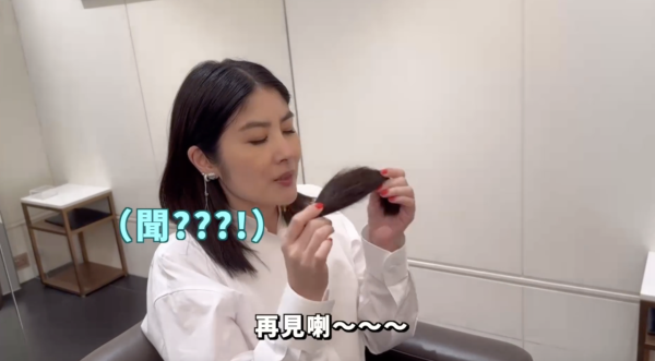 Kelly剪短髮過程/圖片來源：IG@kellychenwailam