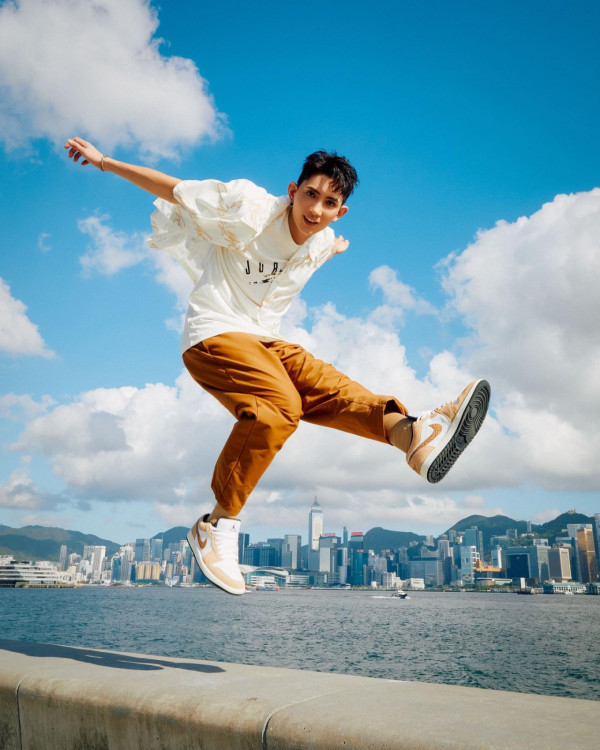 MIRROR成員67歲父親代表港隊出戰「世界跆拳道品勢錦標賽」與各國選手較量 