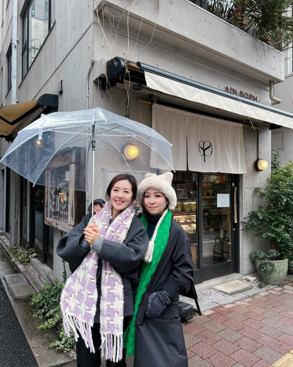 唐詩詠日本環球影城被巧遇親民自拍 皮膚真實狀態曝光 網友讚gfable