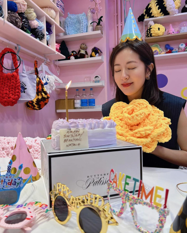 唐詩詠日本環球影城被巧遇親民自拍 皮膚真實狀態曝光 網友讚gfable