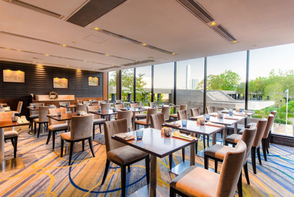 灣景廳  人氣靚景豐富自助餐